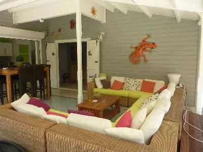 villa à Baie-Mahault (97122) 4 pièces, 100 m² 540€
